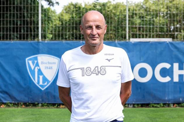 23.07.2024, Fussball, Saison 2024 2025, 1. Bundesliga, Porträttermin, Mannschaftsfoto VfL Bochum, Trainer Peter Zeidler; VfL Bochum Bochum NRW Deutschland xRHR-FOTOx Copyright: RHR-FOTOx RHR-FOTO