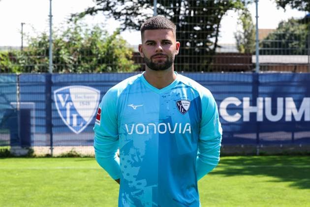 23.07.2024, Fussball, Saison 2024 2025, 1. Bundesliga, Porträttermin, Mannschaftsfoto VfL Bochum, Torwart Niclas Thiede; VfL Bochum Bochum NRW Deutschland xRHR-FOTOx Copyright: RHR-FOTOx RHR-FOTO