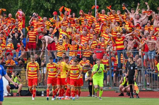 2024.07.23 Poniewiez Pilka nozna, UEFA Liga Mistrzow, sezon 2024 2025 FK Panevezys - Jagiellonia Bialystok N z Kibice Jagiellonii, pilkarze Jagiellonii, radosc po bramce, gol, bramka Foto Paulius Zidonis PressFocus 2024.07.23 Poniewiez Football, UEFA Champions League, 2024 25 season FK Panevezys - Jagiellonia Bialystok Kibice Jagiellonii, pilkarze Jagiellonii, radosc po bramce, gol, bramka Credit: Paulius Zidonis PressFocus 