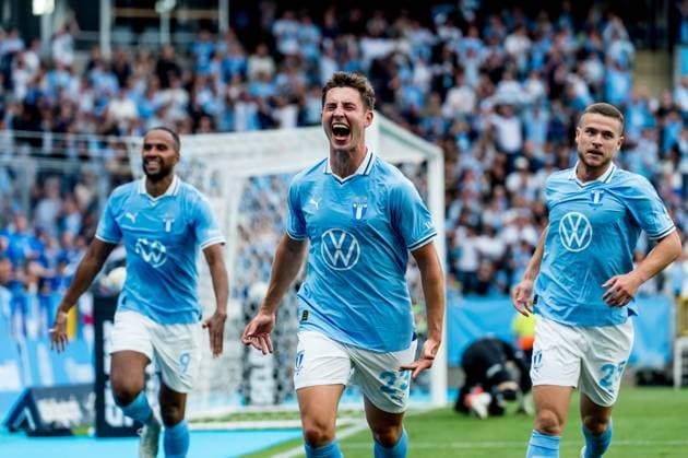 240723 Lasse Berg Johnsen of Malmö FF celebrates after the 1-0 goal during the UEFA Champions League football match between Malmö FF and Klaksvik on July 23, 2024 in Malmö. Photo: Christian Örnberg BILDBYRAN COP 166 CO0443 fotboll football soccer fotball champions league malmö ff klaksvik bbeng q2 bbauto jubel Copyright: CHRISTIANxÖRNBERG BB240723CO028