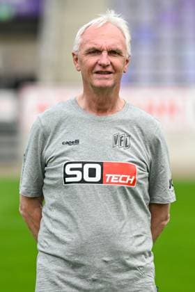VfL Osnabrück; 3. Liga Porträttermin 2024 2025 am 23.07.2024 an der Bremer Brücke in Osnabrück Psychologe Manfred Glüsenkamp (Osnabrueck)