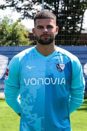 23.07.2024, Fussball, Saison 2024 2025, 1. Bundesliga, Porträttermin, Mannschaftsfoto VfL Bochum, Torwart Niclas Thiede; VfL Bochum xRHR-FOTOx Copyright: RHR-FOTOx RHR-FOTO
