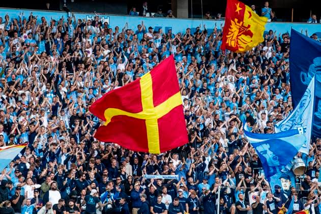 240723 Supporters of MALMÖ FF during the UEFA Champions League football match between Malmö FF and Klaksvik on July 23, 2024 in Malmö. Photo: Christian Örnberg BILDBYRAN COP 166 CO0443 fotboll football soccer fotball champions league malmö ff klaksvik bbeng q2 publik Copyright: CHRISTIANxÖRNBERG BB240723CO108