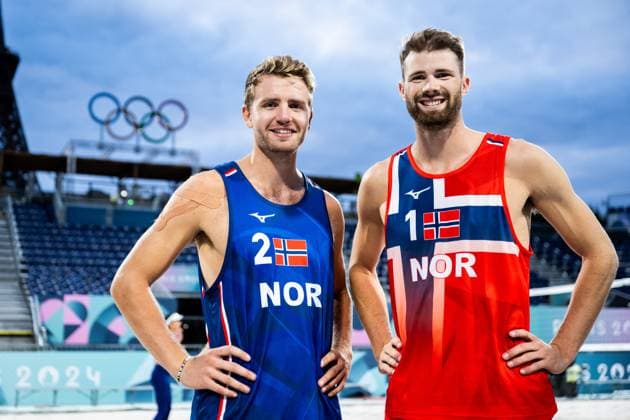 240723 Christian Sandlie Sorum and Anders Berntsen Mol of Norway pose for a portrait after a Beach volleyball, Beachvolleyball training during day -3 of the Paris 2024 Olympic Games, Olympische Spiele, Olympia, OS on July 23, 2024 in Paris. Photo: Petter Arvidson BILDBYRAN kod PA PA0839 bbeng olympic games olympics os ol olympiska spel olympiske leker paris 2024 paris-os paris-ol beachvolleyboll beach volleyball sandvolleyball norge norway porträtt Copyright: PETTERxARVIDSON BB240723PA176