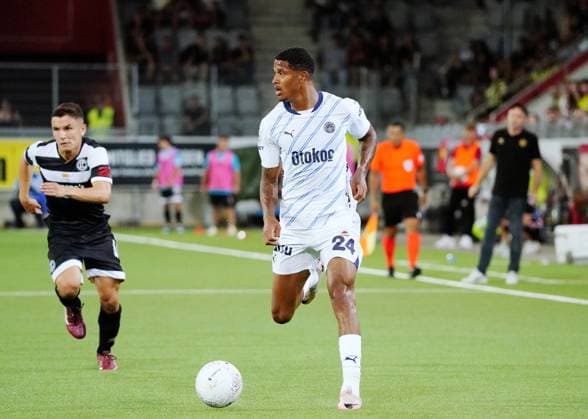 Anton Geisser 23.07.2024 Thun Schweiz. Fussball Herren 2024 2025 Qualifikation UEFA Champions League FC Lugano - Fenerbahce SK Istanbul. Bild : Jayden Oosterwolde (Fenerbahce SK Einzelbild Aktion