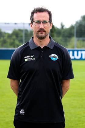 Leiter medizinische Abteilung Jörg Liebeck, SC Paderborn - 2. Fussball Bundesliga Porträttermin 2. BL 2024 2025 offizieller Fototermin SC Paderborn im Trainings- und Nachwuchsleistungszentrum - Porträt, Portrait, Einzelbild, Deutschland, Fussball, Maenner, GER, 23.07.2024