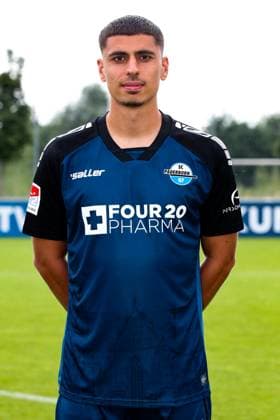 Koen Kostons, SC Paderborn - 2. Fussball Bundesliga Porträttermin 2. BL 2024 2025 offizieller Fototermin SC Paderborn im Trainings- und Nachwuchsleistungszentrum - Porträt, Portrait, Einzelbild, Deutschland, Fussball, Maenner, GER, 23.07.2024