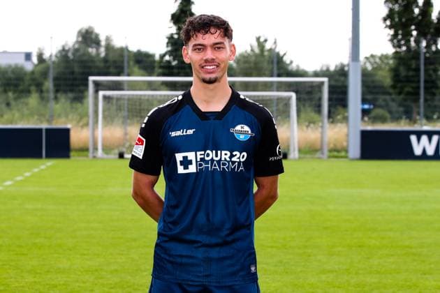 Aaron Zehnter, SC Paderborn - 2. Fussball Bundesliga Porträttermin 2. BL 2024 2025 offizieller Fototermin SC Paderborn im Trainings- und Nachwuchsleistungszentrum - Porträt, Portrait, Einzelbild, Deutschland, Fussball, Maenner, GER, 23.07.2024