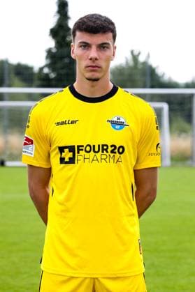 Torwart Arne Schulz, SC Paderborn - 2. Fussball Bundesliga Porträttermin 2. BL 2024 2025 offizieller Fototermin SC Paderborn im Trainings- und Nachwuchsleistungszentrum - Porträt, Portrait, Einzelbild, Deutschland, Fussball, Maenner, GER, 23.07.2024