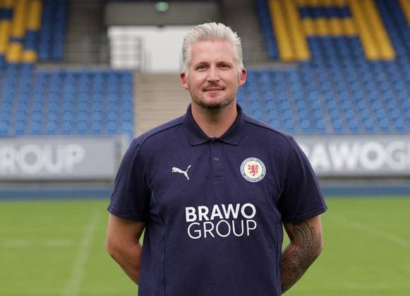 Physiotherapeut Florian Horn (Eintracht Braunschweig) ; Eintracht Braunschweig; 2.BL, Portraettermin 2024 2025