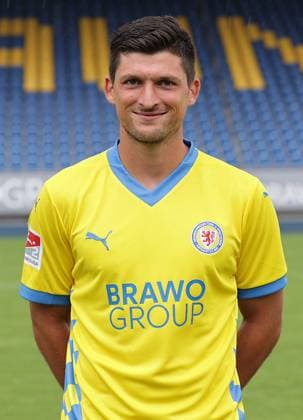 Jannis Nikolaou (Eintracht Braunschweig) ; Eintracht Braunschweig; 2.BL, Portraettermin 2024 2025