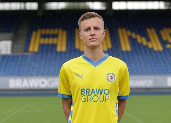 Robert Ivanov (Eintracht Braunschweig) ; Eintracht Braunschweig; 2.BL, Portraettermin 2024 2025