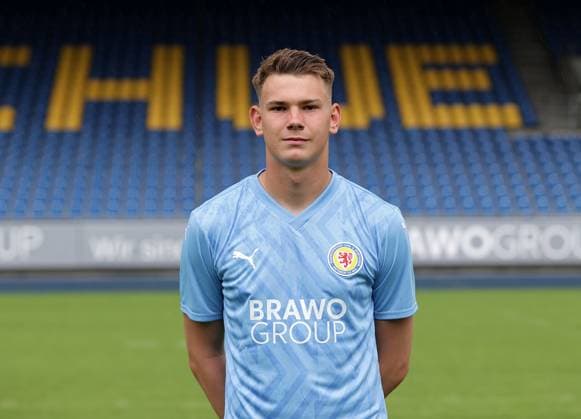 Leon Herdes (Eintracht Braunschweig); Eintracht Braunschweig; 2.BL, Portraettermin 2024 2025