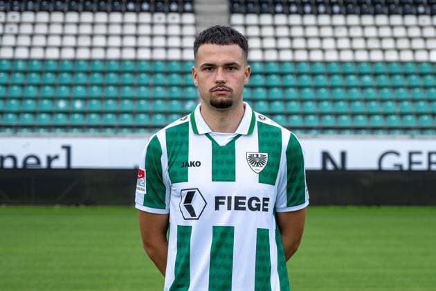 Yassine Bouchama; SC Preußen Münster; 2. Bundesliga, Porträttermin 2024 2025 Copyright: xKirchner-Media THx