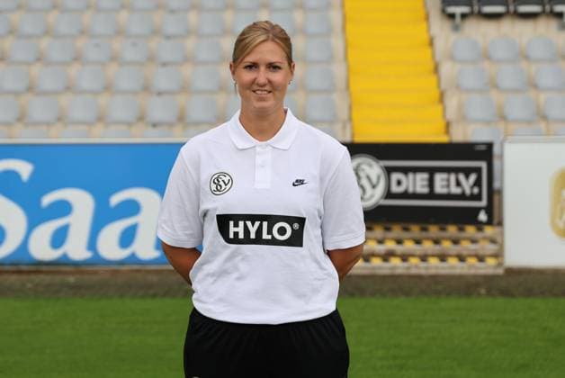 Leitende Physiotherapeutin Melanie Hubert; SV 07 Elversberg; 2. Bundesliga, Porträttermin 2024 2025 Elversberg Ursapharm-Arena an der Kaiserlinde Saarland Deutschland (DE) Copyright: xSebastianxBachx
