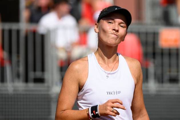 Russian player Oksana Selekhmeteva (pictured) in action against Czech Laura Samson during the WTA, Tennis Damen women s tennis tournament Livesport Prague Open 2024, in Prague, Czech Republic, on July 24, 2024. (CTKxPhoto MichalxKamaryt) CTKPhotoP2024072406818  CTKPhotoP2024072406818
