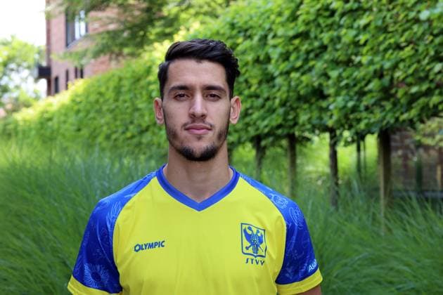 Zinedidine Belaid signed a contract for STVV Sint-Truiden in the Belgian Jupiler Pro League. The defender from Algeria played for USM Algiers. Belaid is an international player. Sint-Truiden Limburg Belgium Copyright: xDimitrixCharlesx