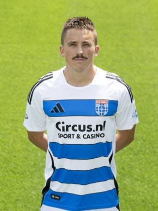 ZWOLLE - Ryan Thomas of PEC Zwolle during the PEC Zwolle press presentation at the MAC3Park stadium on July 24, 2024 in Zwolle, the Netherlands. ANP Hollandse Hoogte Dutch Eredivisie - Photocall 2024 25 xVIxANPxSportx xGerritxvanxKeulenxIVx 504114418 originalFilename: 504114418.jpg