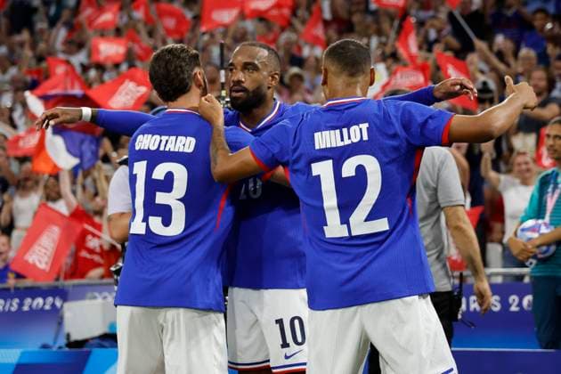 Football JO match France - Etats-Unis USA PHOTOPQR LA PROVENCE SPEICH Frederic ; Marseille ; 24 07 2024 ; Jeux Olympiques Paris 2024 Tournoi de football olympique Match France - Etats-Unis au Stade Velodrome de Marseille JOIE BUT LACAZETTE - The Paris 2024 Summer Olympic Games, Olympische Spiele, Olympia, OS (Jul 26-Aug 11, 2024).