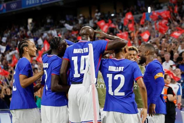 Football JO match France - Etats-Unis USA PHOTOPQR LA PROVENCE SPEICH Frederic ; Marseille ; 24 07 2024 ; Jeux Olympiques Paris 2024 Tournoi de football olympique Match France - Etats-Unis au Stade Velodrome de Marseille JOIE BUT LACAZETTE - The Paris 2024 Summer Olympic Games, Olympische Spiele, Olympia, OS (Jul 26-Aug 11, 2024).
