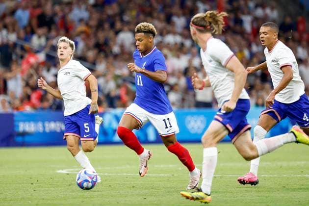 Football JO match France - Etats-Unis USA PHOTOPQR LA PROVENCE SPEICH Frederic ; Marseille ; 24 07 2024 ; Jeux Olympiques Paris 2024 Tournoi de football olympique Match France - Etats-Unis au Stade Velodrome de Marseille Desire DOUE - The Paris 2024 Summer Olympic Games, Olympische Spiele, Olympia, OS (Jul 26-Aug 11, 2024).