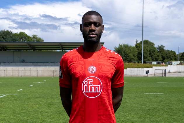 Aaron Manu ; Rot-Weiss Essen; 3.Liga, Porträttermin 2024 2025