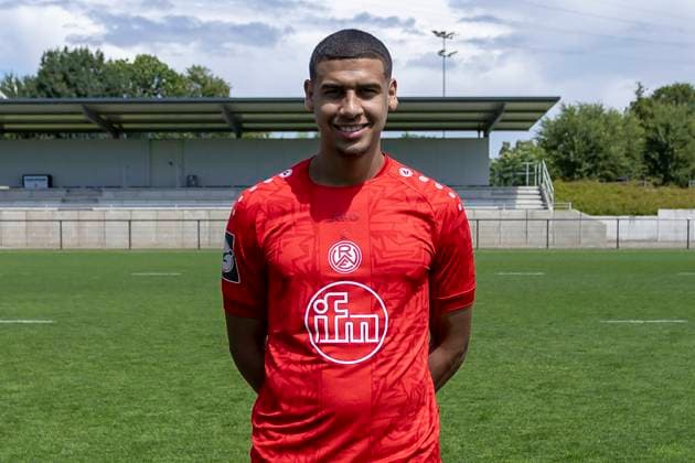 Jimmy Kaparos; Rot-Weiss Essen; 3.Liga, Porträttermin 2024 2025