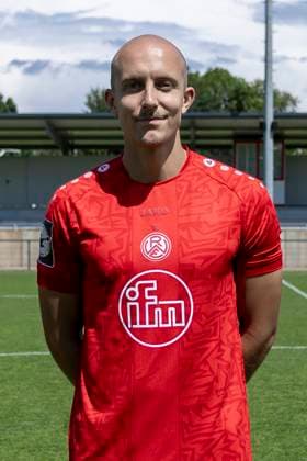 Tobias Kraulich ; Rot-Weiss Essen; 3.Liga, Porträttermin 2024 2025