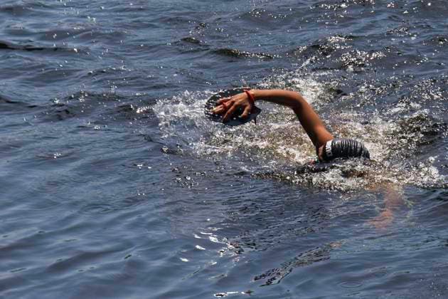 Mexican Triathlon Team s Swimming Training In Galicia For The Olympics Rosa Maria Tapia Vidal, member of the Mexican triathlon team, is swimming during their training for the Paris Olympic Games, Olympische Spiele, Olympia, OS in Lugo, Galicia, Spain, on July 24, 2024. Lugo, Galicia Spain Copyright: xCristianxLeyvax originalFilename:leyva-notitle240724_npiCO.jpg
