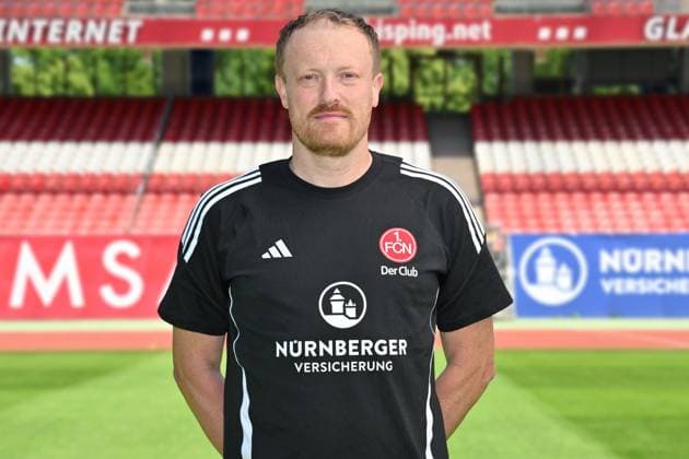 08.07.2024 - 1. FC Nürnberg FCN ( Club ) - 2. Fussball Bundesliga BL - Saison 2024 2025 - Fototermin Porträttermin Vorstellung Präsentation Pressetermin - - Einzelbild Einzelfoto Portrait Porträt Kopfbild - Prof. Dr. Werner Krutsch ( Mannschaftsarzt 1. FC Nürnberg FCN )