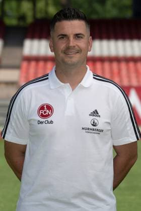08.07.2024 - 1. FC Nürnberg FCN ( Club ) - 2. Fussball Bundesliga BL - Saison 2024 2025 - Fototermin Porträttermin Vorstellung Präsentation Pressetermin - - Einzelbild Einzelfoto Portrait Porträt Kopfbild - Jens Bauer ( Co-Trainer 1. FC Nürnberg FCN )