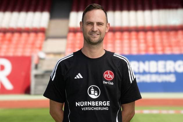 08.07.2024 - 1. FC Nürnberg FCN ( Club ) - 2. Fussball Bundesliga BL - Saison 2024 2025 - Fototermin Porträttermin Vorstellung Präsentation Pressetermin - - Einzelbild Einzelfoto Portrait Porträt Kopfbild - Sascha Rurainski (Physiotherapeut 1. FC Nürnberg FCN )