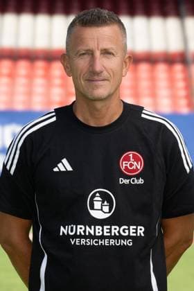 08.07.2024 - 1. FC Nürnberg FCN ( Club ) - 2. Fussball Bundesliga BL - Saison 2024 2025 - Fototermin Porträttermin Vorstellung Präsentation Pressetermin - - Einzelbild Einzelfoto Portrait Porträt Kopfbild - Jens Vergers (Physiotherapeut 1. FC Nürnberg FCN )