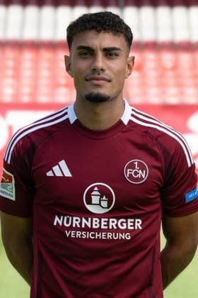 08.07.2024 - 1. FC Nürnberg FCN ( Club ) - 2. Fussball Bundesliga BL - Saison 2024 2025 - Fototermin Porträttermin Vorstellung Präsentation Pressetermin - - Einzelbild Einzelfoto Portrait Porträt Kopfbild - Ali Loune (30, 1. FC Nürnberg FCN )