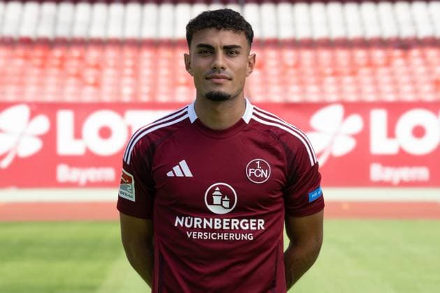 08.07.2024 - 1. FC Nürnberg FCN ( Club ) - 2. Fussball Bundesliga BL - Saison 2024 2025 - Fototermin Porträttermin Vorstellung Präsentation Pressetermin - - Einzelbild Einzelfoto Portrait Porträt Kopfbild - Ali Loune (30, 1. FC Nürnberg FCN )