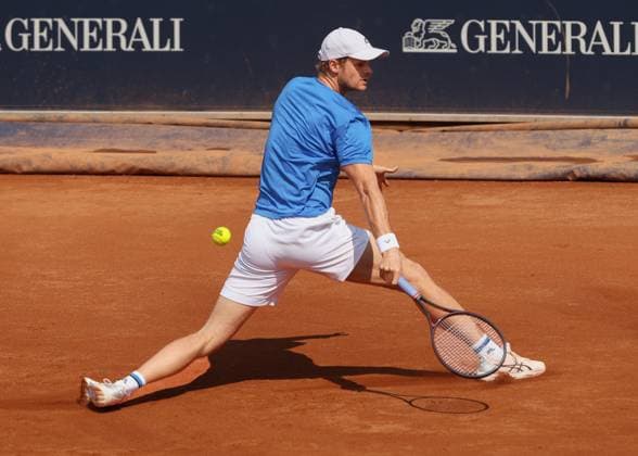 Yannick Hanfmann (GER) Tennis - Generali Open Kitzbuehel 2024 - ATP, Tennis Herren 250 - Kitzbuehler Tennis Club - Kitzbuehel - Tirol - Oesterreich - 25 July 2024. Copyright: xJuergenxHasenkopfx