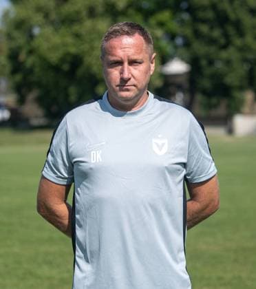 Trainer Dennis Kutrieb; FC Viktoria 1889 Berlin; Regionalliga Nordost, Porträttermin 2024 2025, 25.07. 2024, Copyright: xSebastianxRäppold MatthiasxKochx
