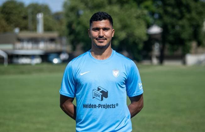 Mohamad Okacha; FC Viktoria 1889 Berlin; Regionalliga Nordost, Porträttermin 2024 2025, 25.07. 2024, Copyright: xSebastianxRäppold MatthiasxKochx