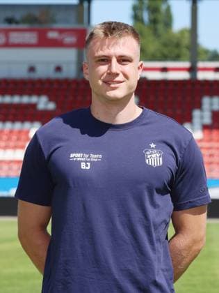FSV Zwickau Teampräsentation Regionalliga NO Physiotherapeut Benjamin Jorde ; FSV Zwickau ; Regionalliga NordOst, Porträttermin 2024 2025 , Zwickau, 15.07.2024, GGZ Arena, Fussball ,