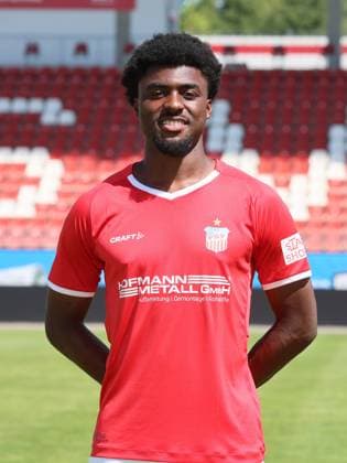 FSV Zwickau Teampräsentation Regionalliga NO Lloyd-Addo Kuffour ; FSV Zwickau ; Regionalliga NordOst, Porträttermin 2024 2025 , Zwickau, 15.07.2024, GGZ Arena, Fussball ,