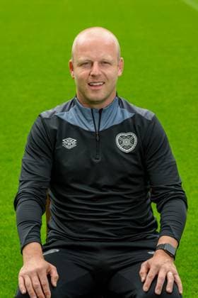 Fußball, Hearts of Midlothian Porträttermin 2024 2025 Heart of Midlothian 24 07 2024. 2024_25 Head Shots Hearts head coach Steven Naismith profile picture for Heart of Midlothian at Tynecastle Park, Edinburgh, Scotland on 24 July 2024. Edinburgh Tynecastle Park Edinburgh Scotland Editorial use only , Copyright: xMalcolmxMackenzie HeartsxFCx PSI-20050-0004