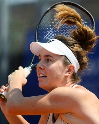 Linda Noskova of Czech Republic in action against Magda Linette of Poland during semifinal of the WTA, Tennis Damen women s tennis tournament Livesport Prague Open 2024 in Prague, Czech Republic, July 25, 2024. (CTKxPhoto MichalxKamaryt) CTKPhotoP2024072505465  CTKPhotoP2024072505465