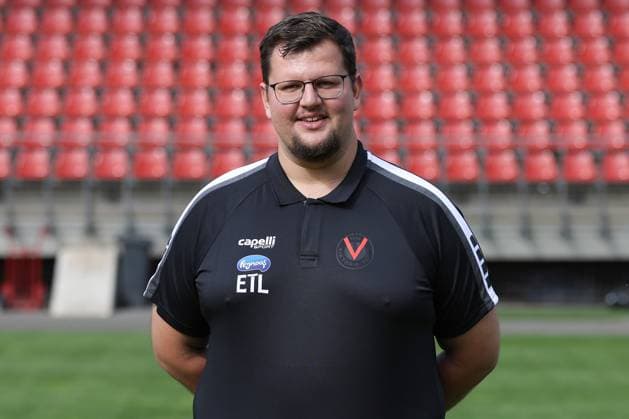 Hagen Papst (Teammanager); FC Viktoria Köln; 3. Liga, Porträttermin 2024 2025 Nordrhein-Westfalen Deutschland