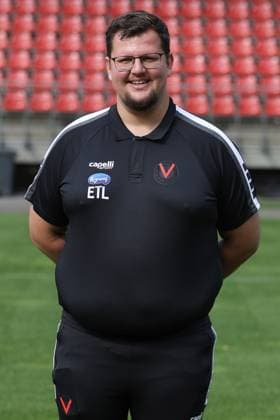 Hagen Papst (Teammanager); FC Viktoria Köln; 3. Liga, Porträttermin 2024 2025 Nordrhein-Westfalen Deutschland
