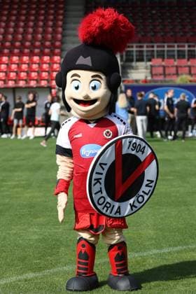 Maskottchen Viktor; FC Viktoria Köln; 3. Liga, Porträttermin 2024 2025 Nordrhein-Westfalen Deutschland