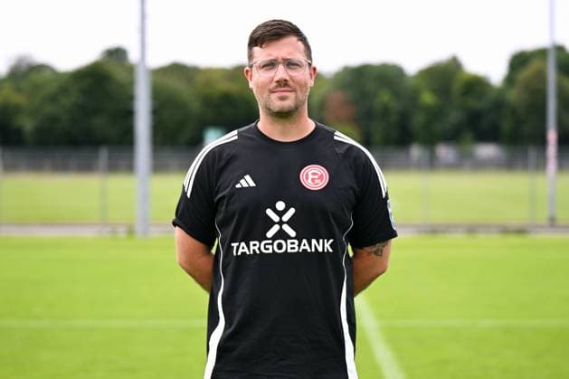 Physiotherapeut Mathias Eckl; Fortuna Düsseldorf; 2.BL, Porträttermin 2024 2025