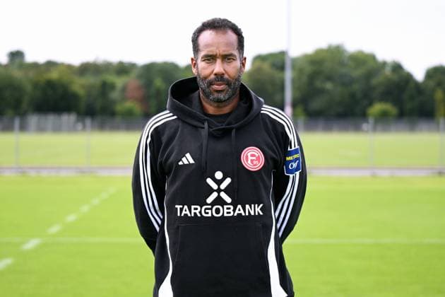 Cheftrainer Daniel Thioune; Fortuna Düsseldorf; 2.BL, Porträttermin 2024 2025