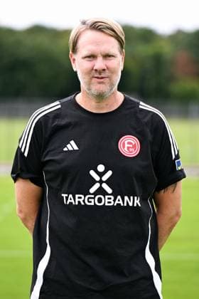 Teammanager Sascha Rösler; Fortuna Düsseldorf; 2.BL, Porträttermin 2024 2025