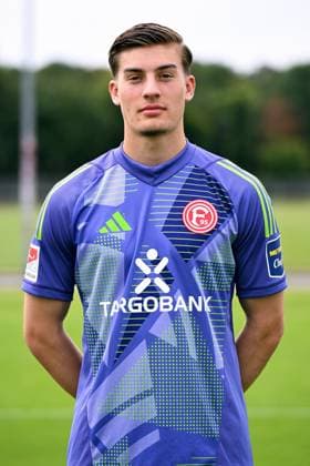 Robert Kwasigroch; Fortuna Düsseldorf; 2.BL, Porträttermin 2024 2025