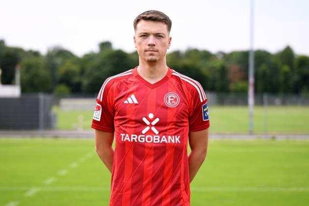 Dzenan Pejcinovic; Fortuna Düsseldorf; 2.BL, Porträttermin 2024 2025
